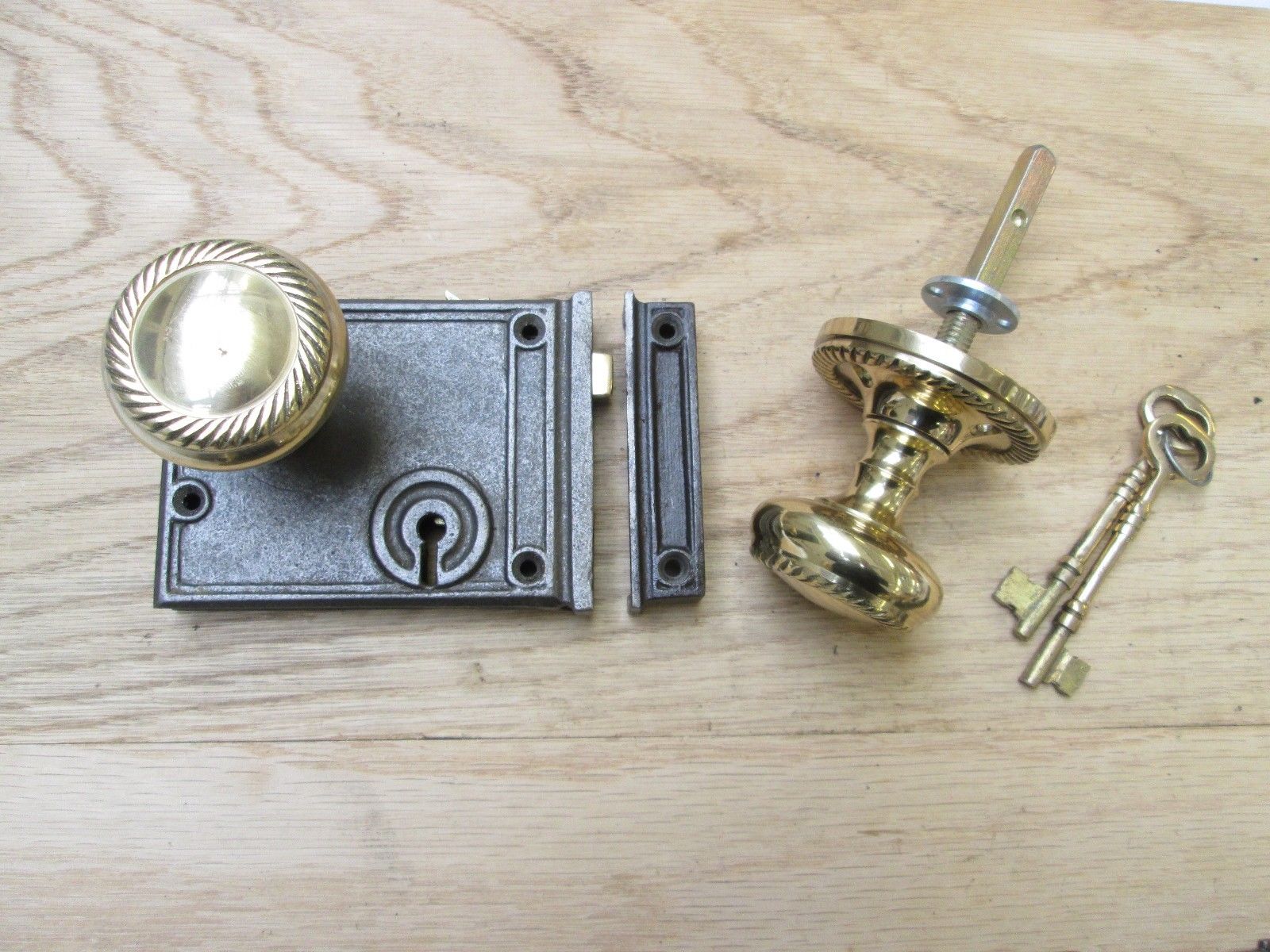 Horizontal Rim Lock Antique Iron & Georgian Rim Set.