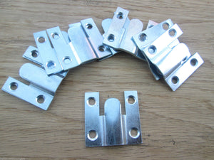 Pack of 10 Interlocking Flush Brackets.