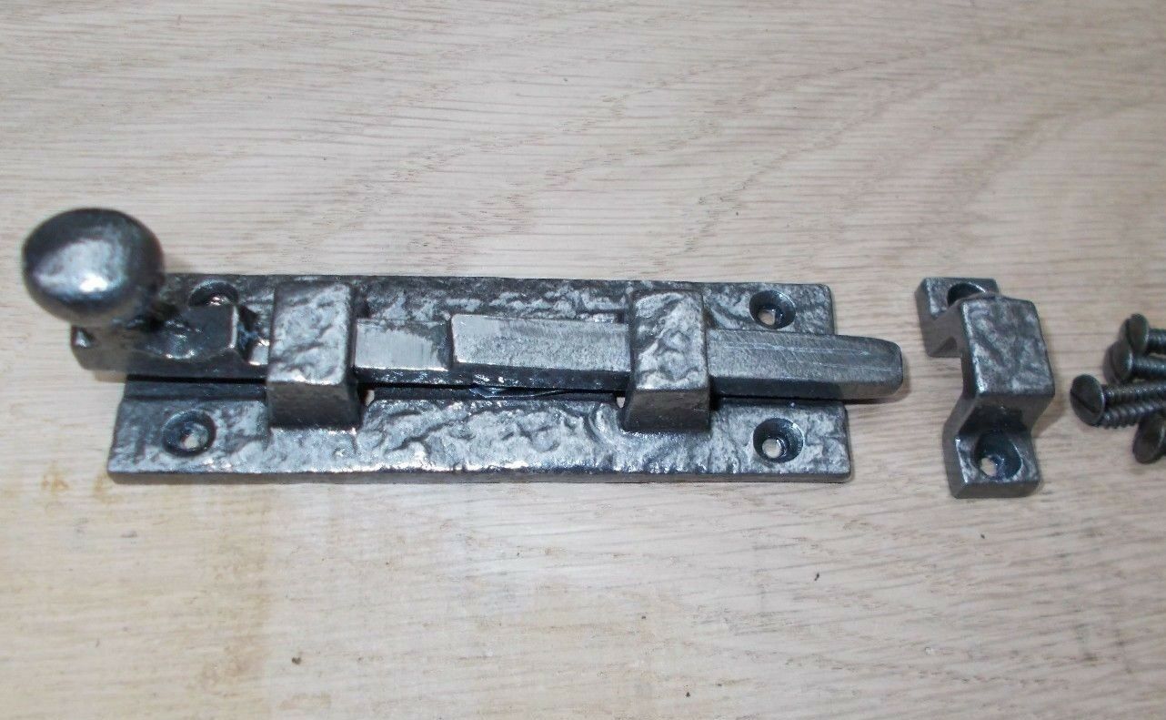 Antique Iron 4inch Knob Bolt.