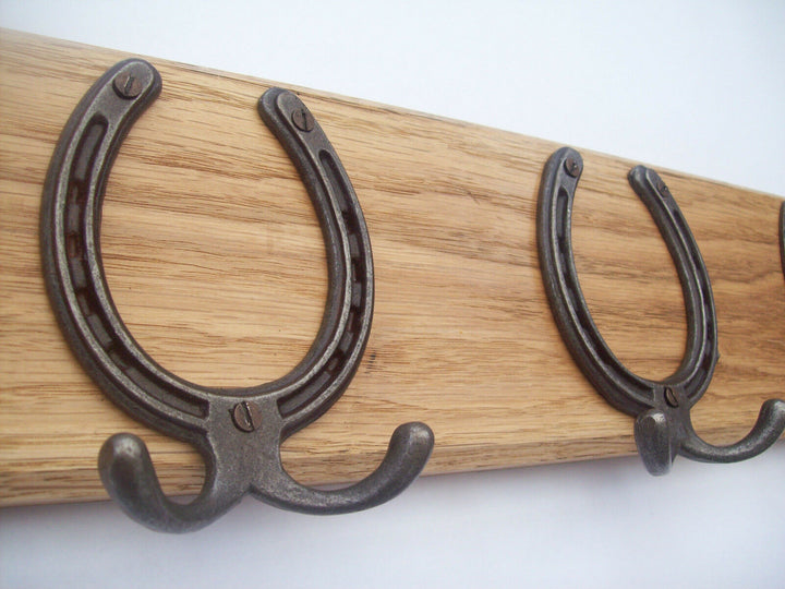 Antique Iron Large Horse Shoe 2 Hook Coat Rail 38cm.