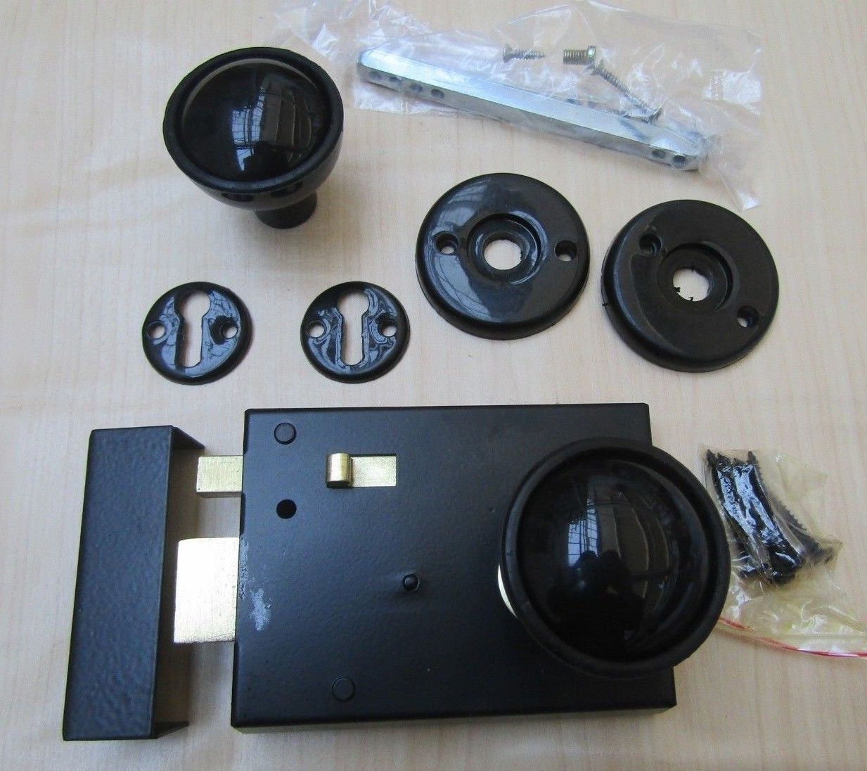 Rim Latch Black & Bakelite Plastic Rim Black Set.