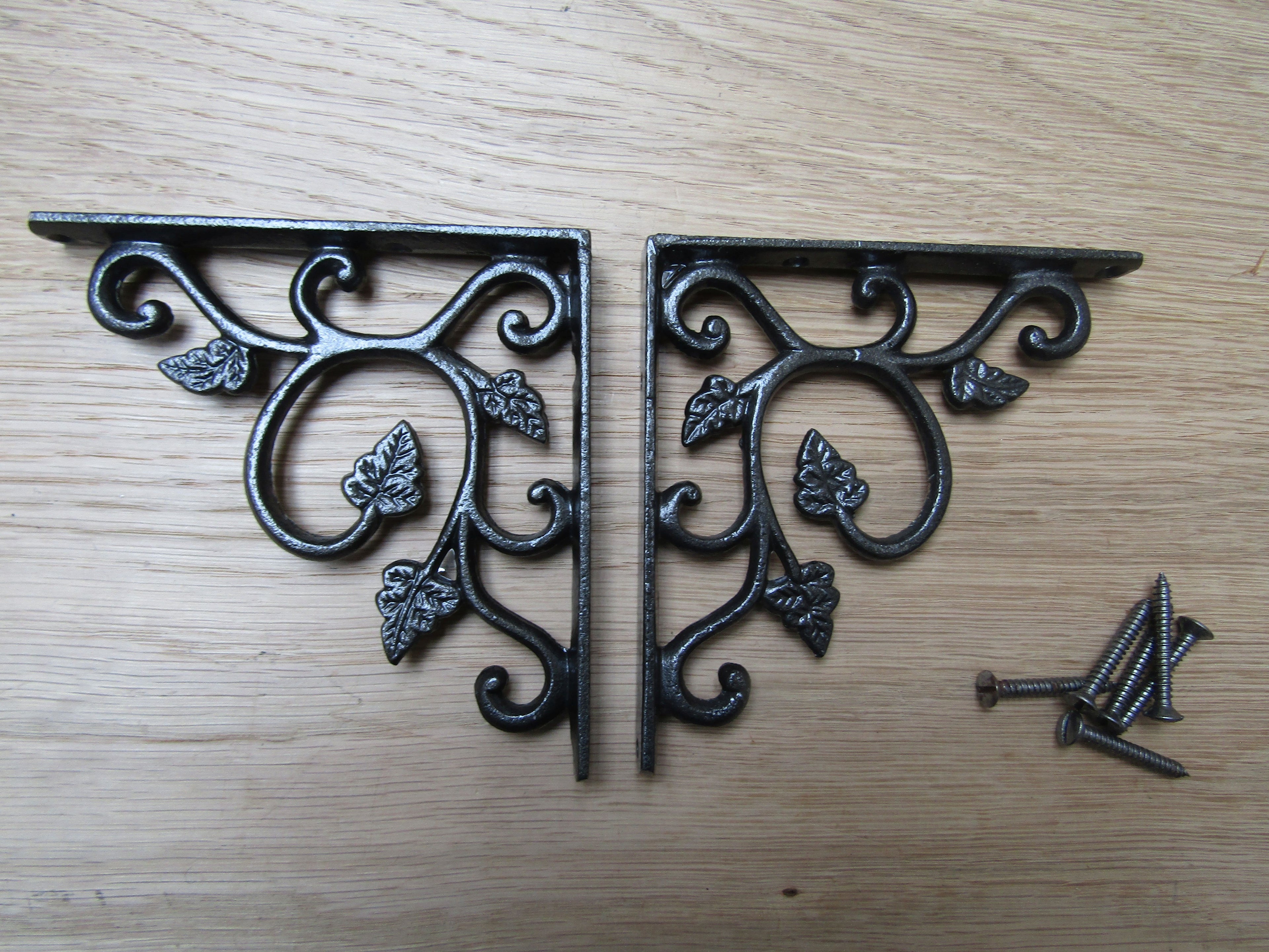Pair Of Small Leaf Shelf Brackets Antique Iron 4inch.