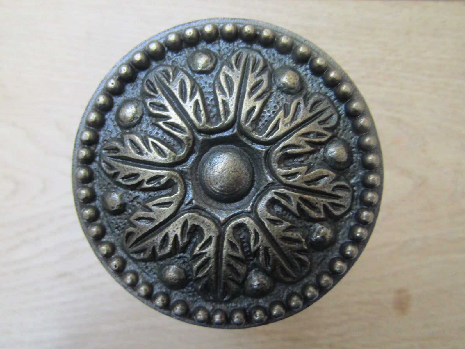 Leaf Curtain Hold back Antique Brass.