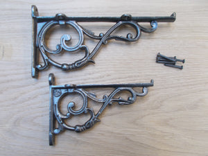 Pair Of Small Lipped Shelf Brackets Antique Iron.