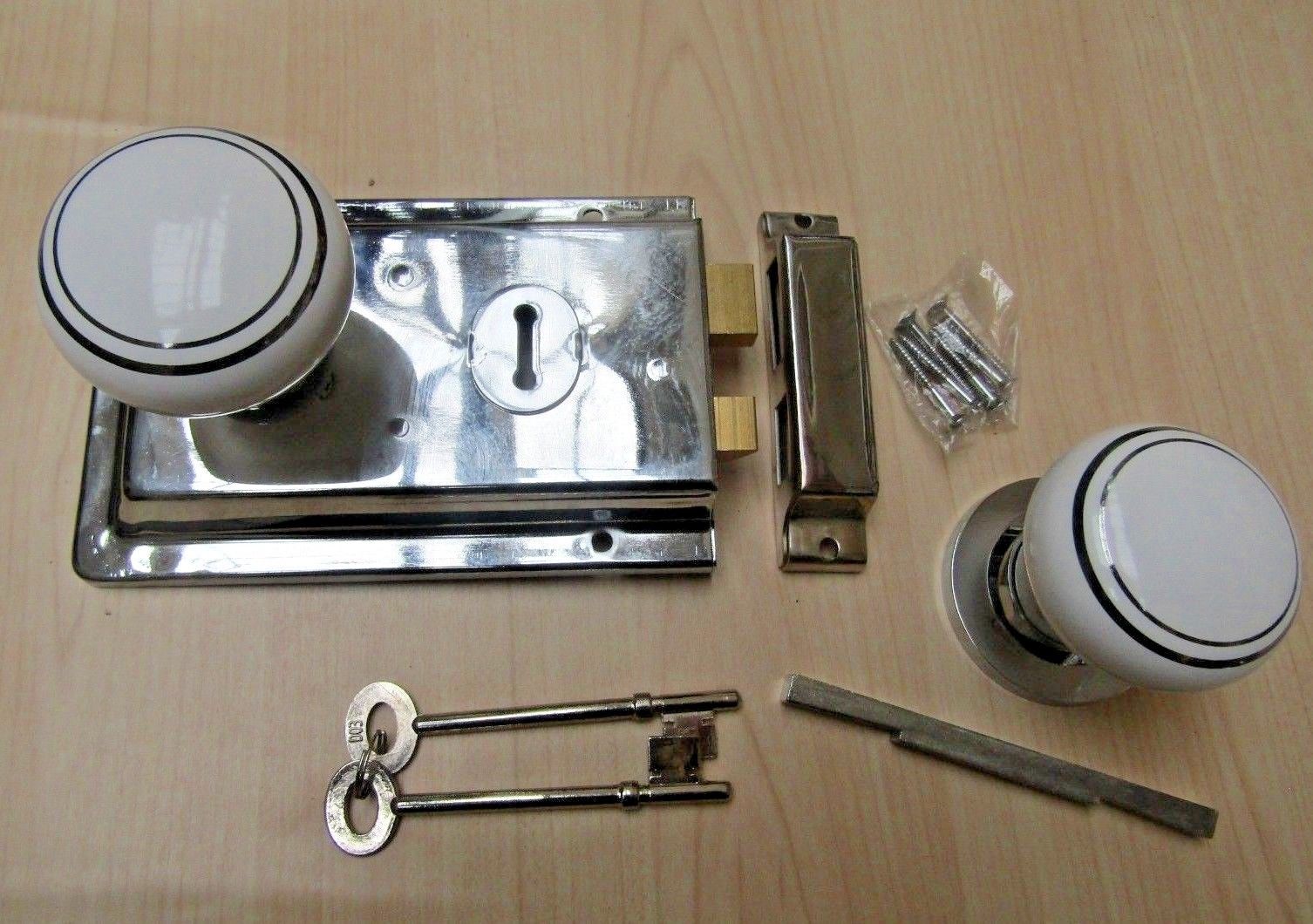 6inch Rim Lock Polished Chrome & White Ceramic Chrome Rimmed Set.