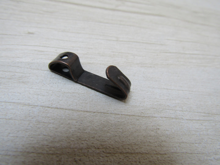 Pack of 10 Medium Picture Hooks antique copper.