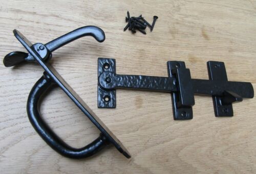 Suffolk Latch Old Country Black Antique.