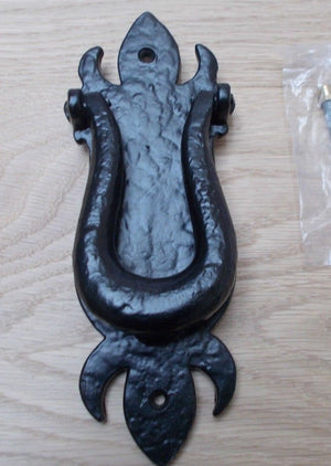 Old English Door Knocker Black.