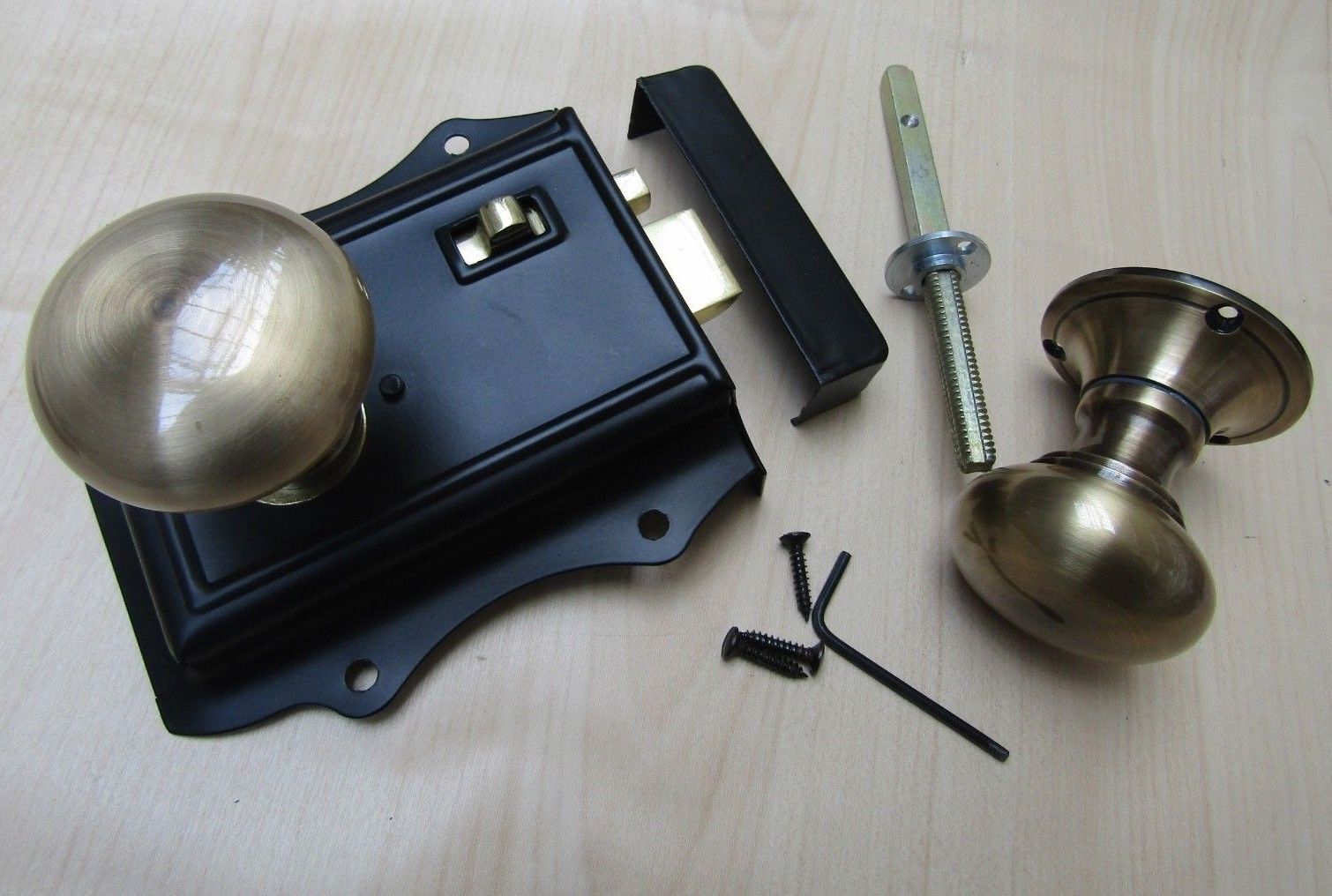 Olde Latch Black & Victorian Rim Antique Brass Set.