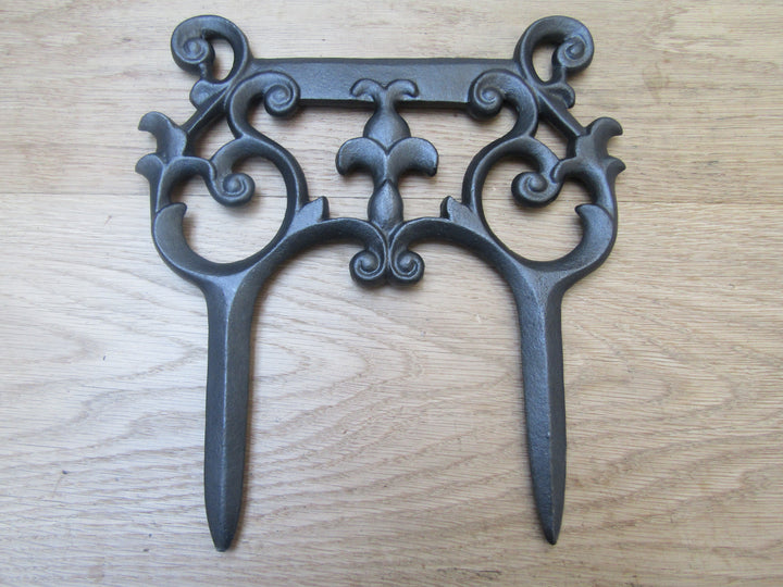 Cast Iron Ornate Decorative Boot Scraper.