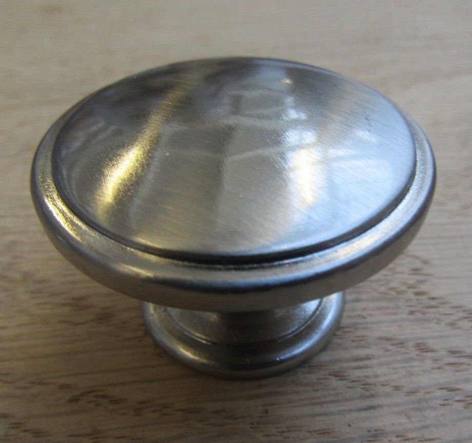 Oxford Round Cabinet Knob Satin Nickel 38mm.