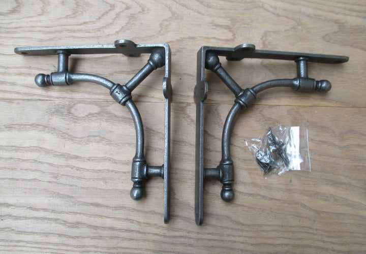 Pair Of Large Albion Shelf Brackets Antique Iron.