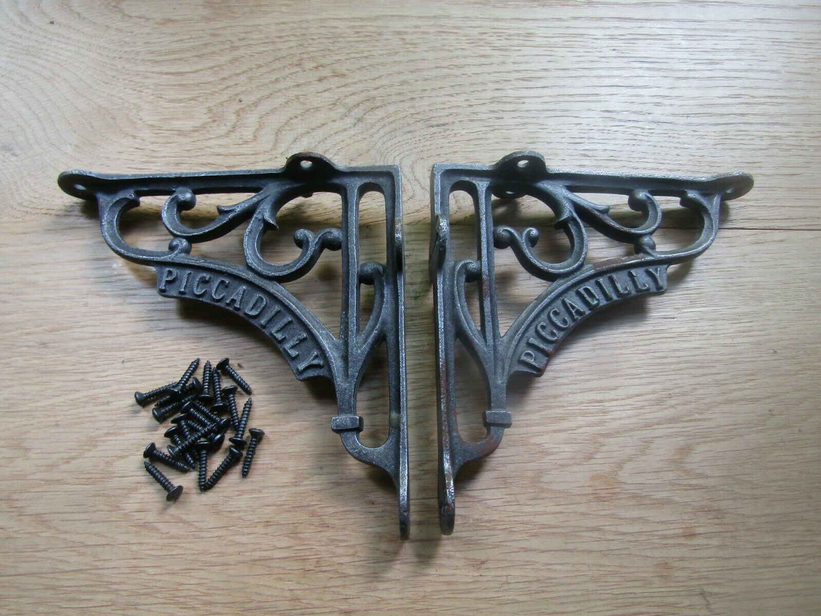 Pair Of 7x7.5inch Piccadilly Scroll Brackets Antique Iron.