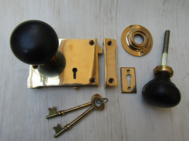 East Lake Rim Lock & Plain Bun Ebony + Brass Set.