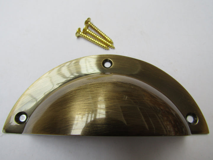 Large Plain Victorian Cup Pull Handle Antique Brass.