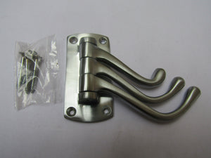 Plain Victorian Swivel Hook Satin Chrome.