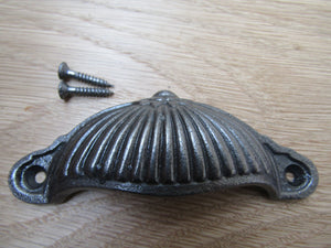 Ridged Cup Pull Handle Antique Iron.