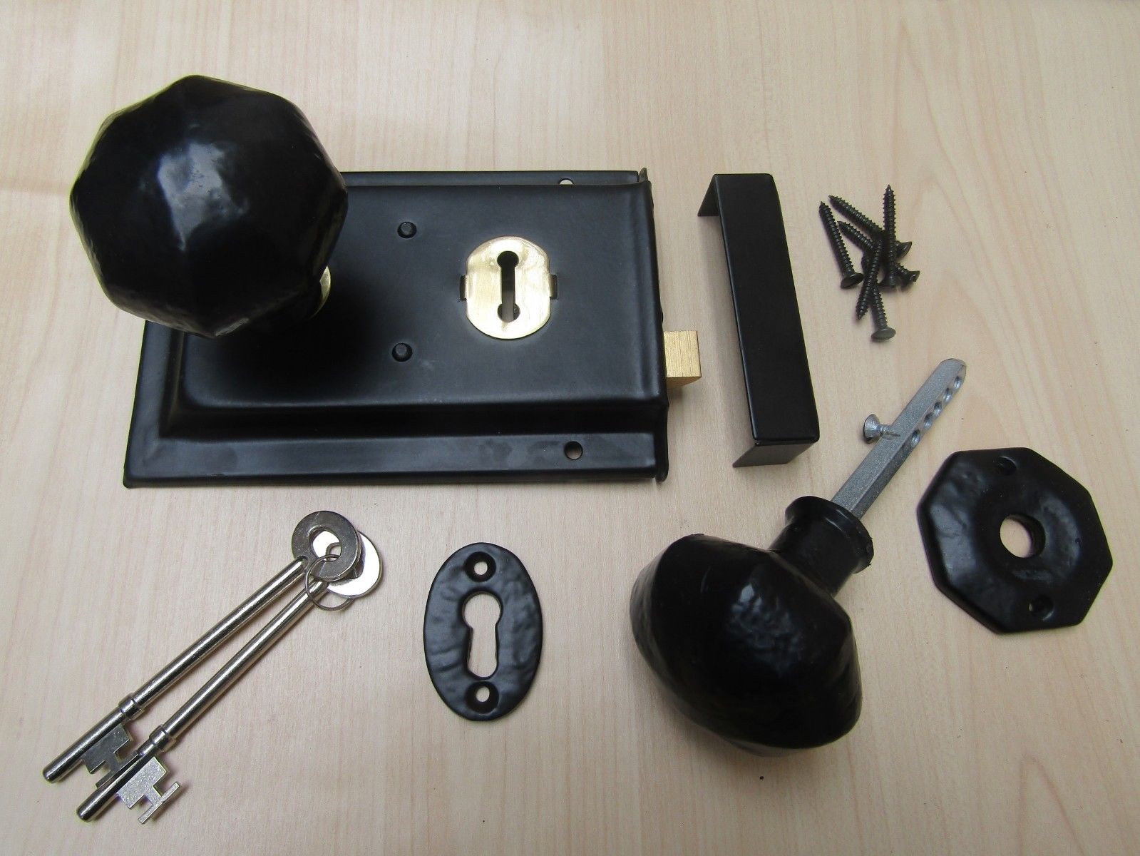 6inch Rim Lock Black & Cast Iron Octagonal Rim Black Set.