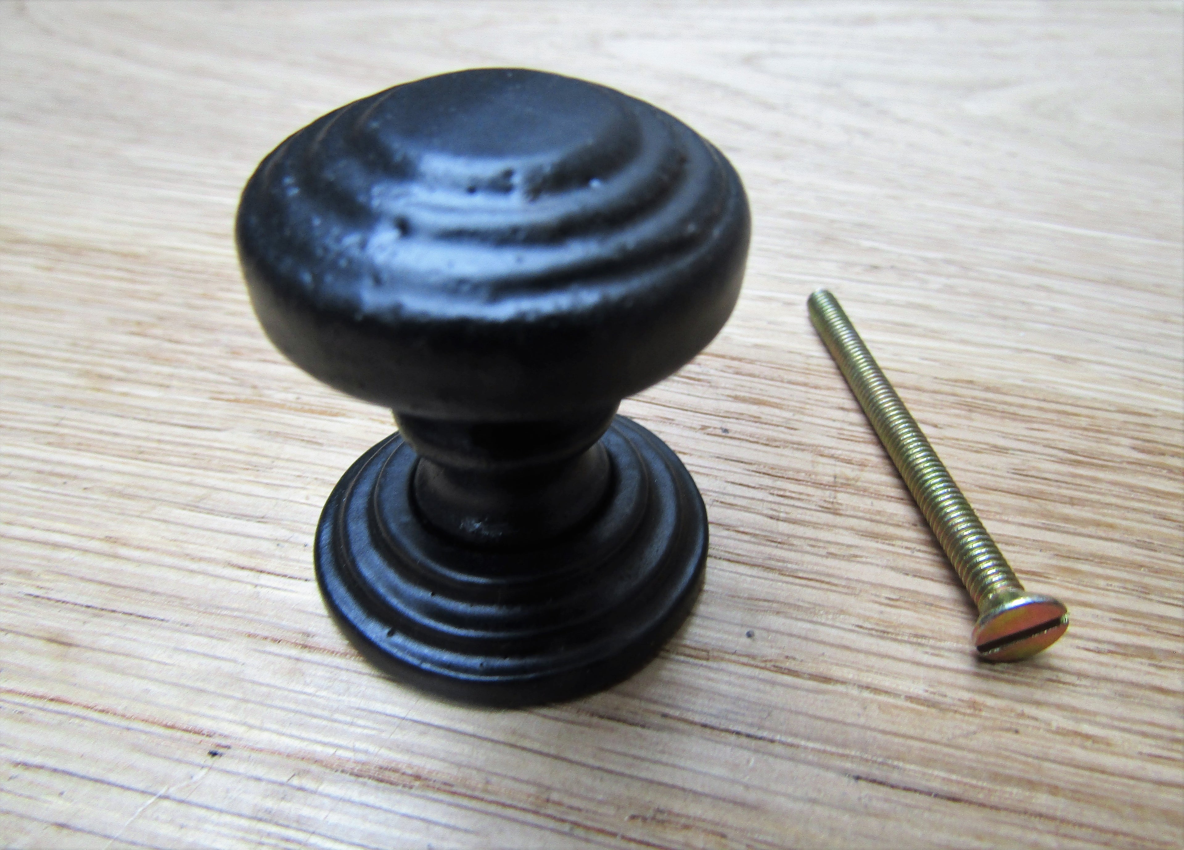 Rimmed with Backplate Cabinet Knob Black Antique 32mm.