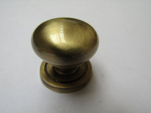30mm Round Cabinet and Cupboard Door Knob Antique Brass.