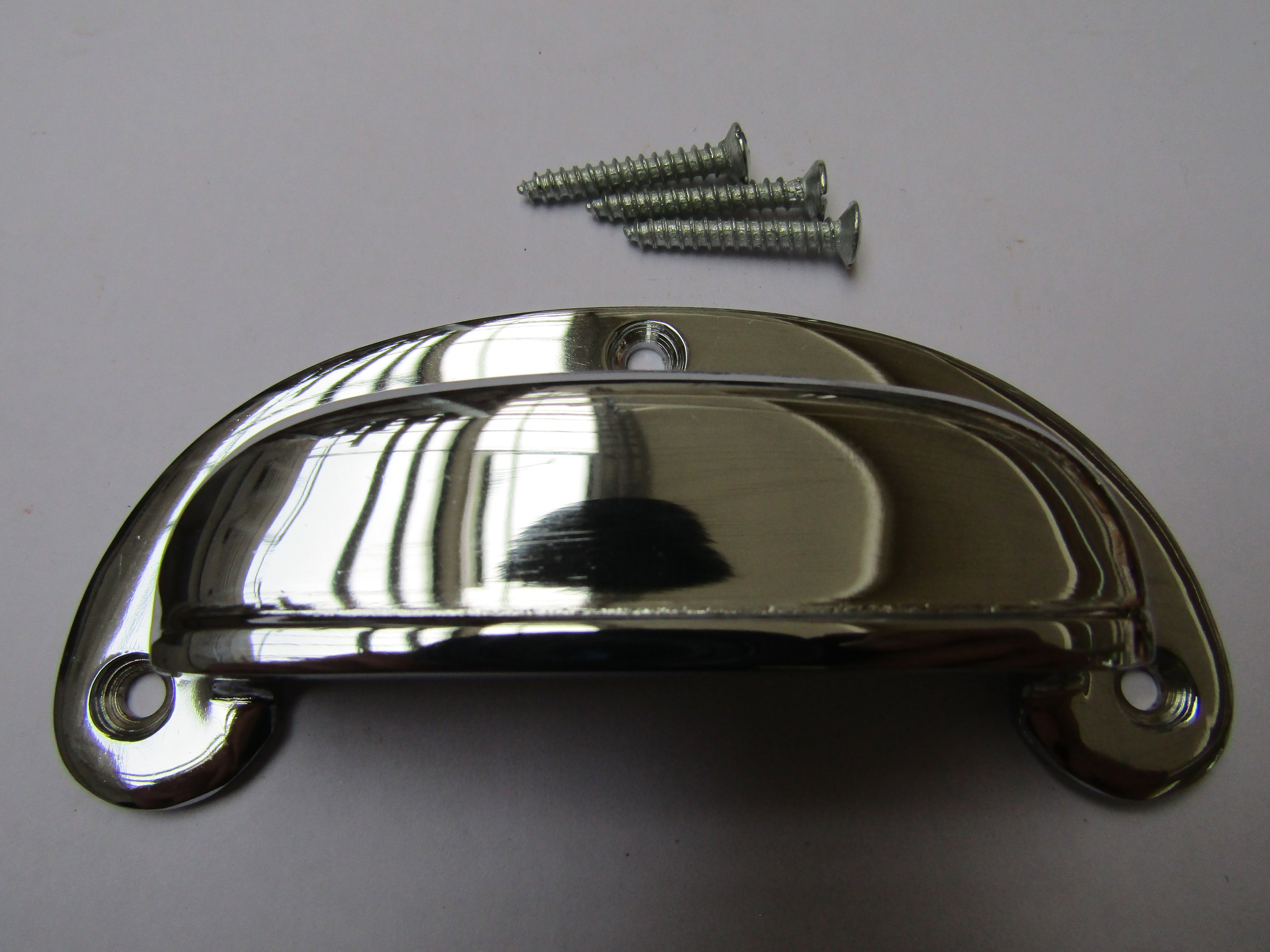 Round Lipped Cabinet Cup Pull Handle Polished Chrome.