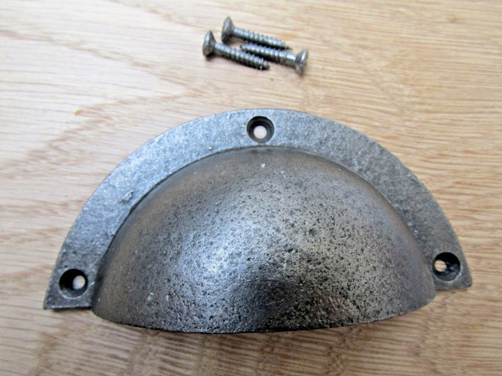 Large Victorian Cup Pull Handle Antique Iron.