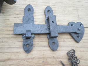 Arrow Head bar latch Antique Iron.