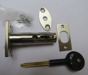 Satin Chrome door Rackbolt + Key.