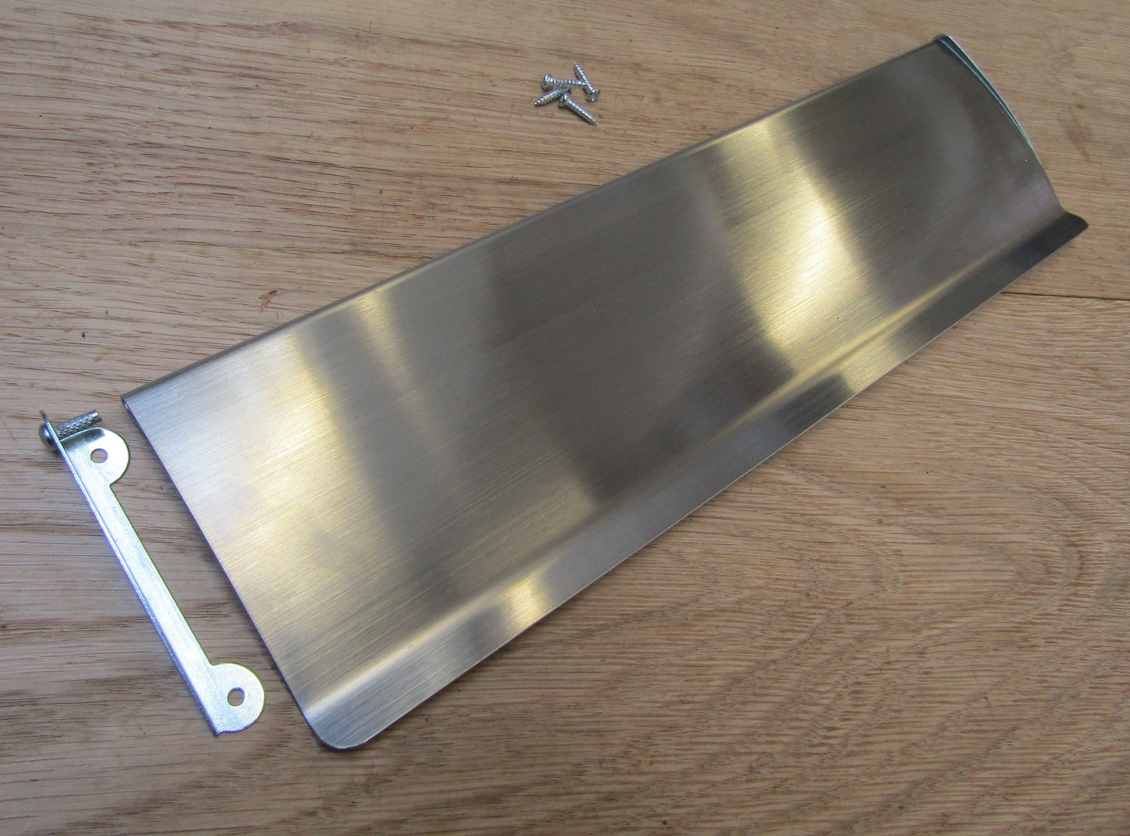 12inch Inner Flap Tidy Satin Chrome.