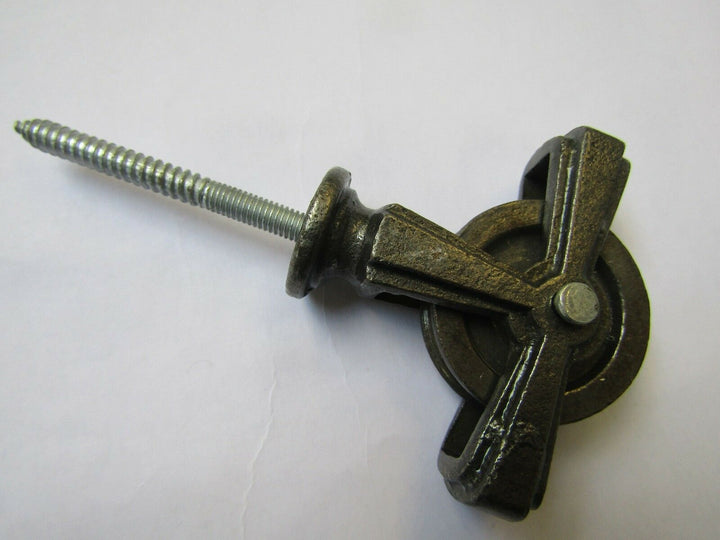 Screw In Ceiling Airer Single Pulley Antique Iron.