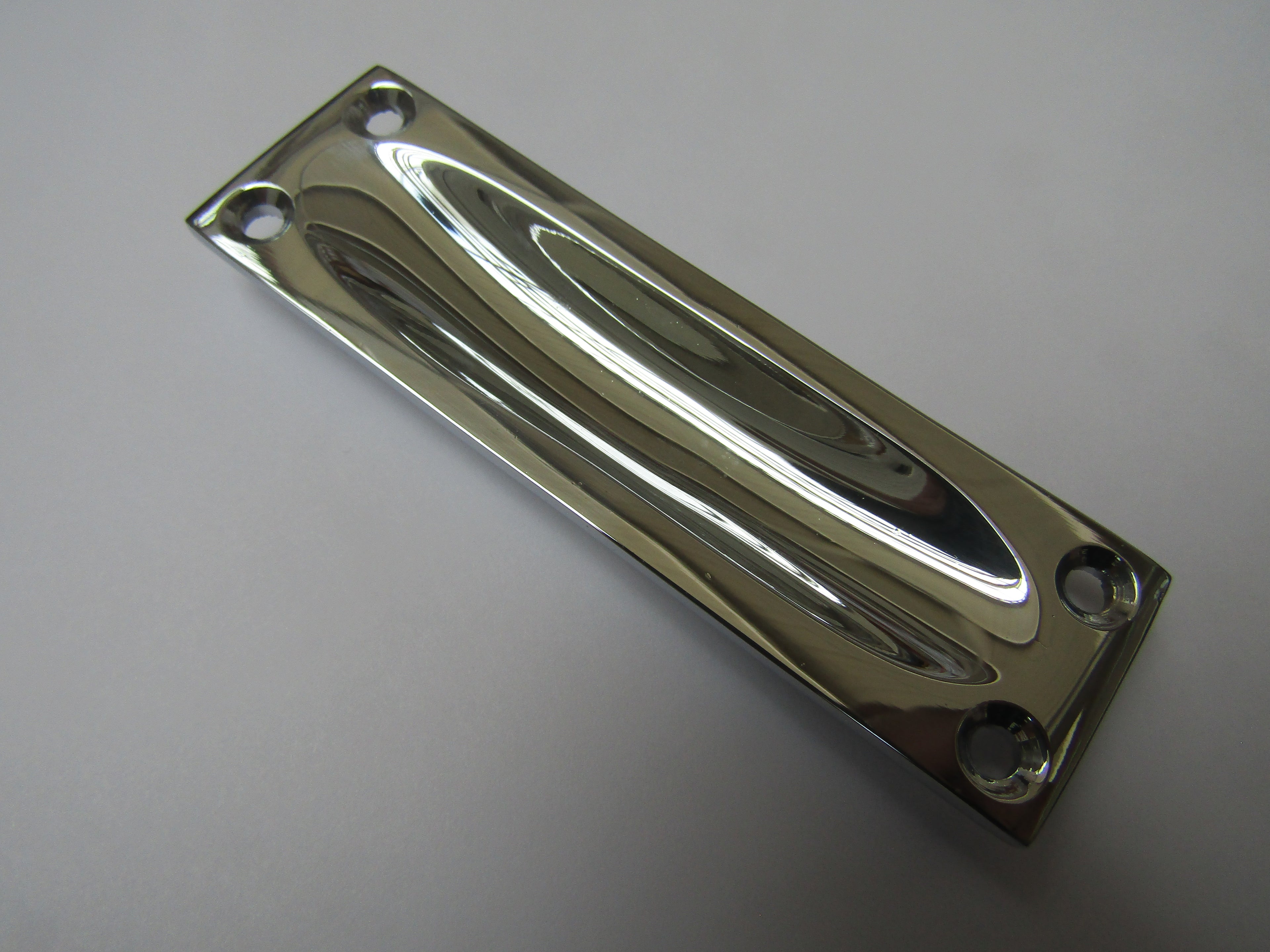 Sliding Slim Recessed Handle Small Polished Chrome.