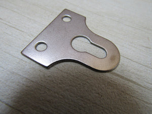 Pack of 10 Picture Mirror Plates Silver 38mm Slotted.