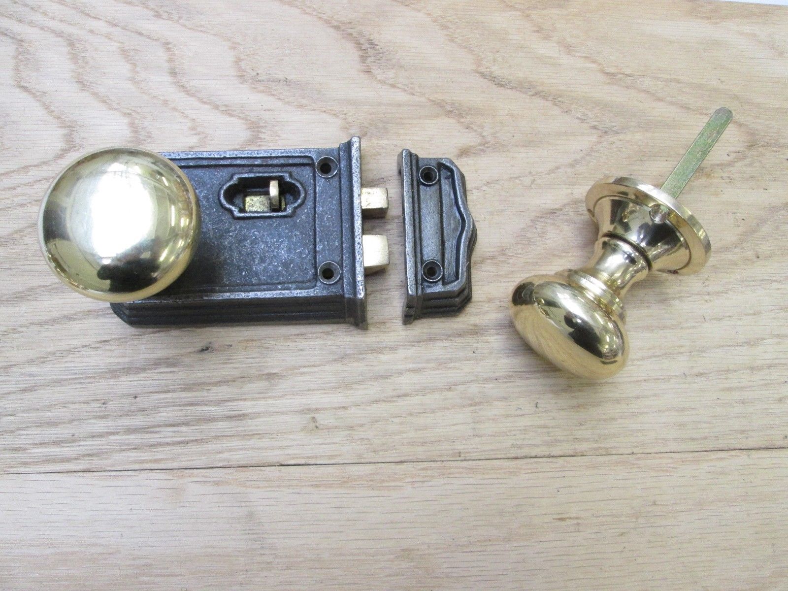 Small Rim Latch Antique Iron & Victorian Round Rim Brass Set.