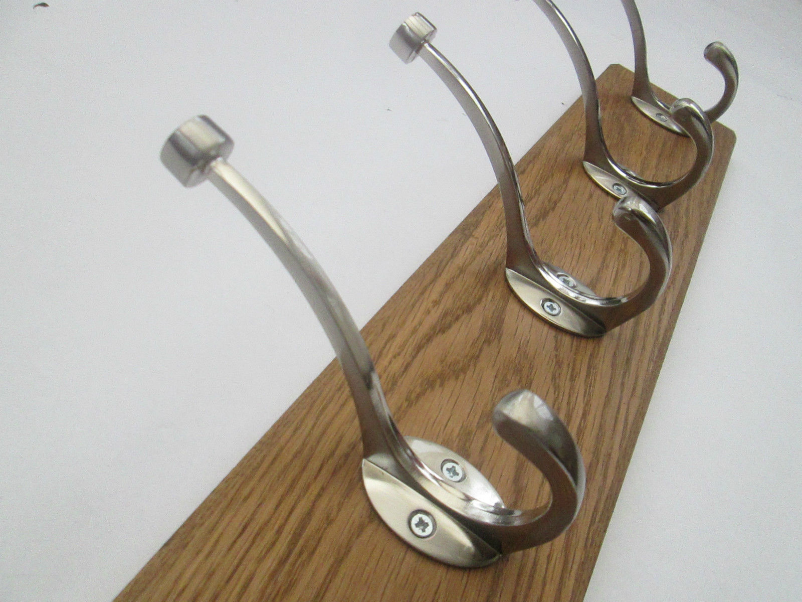 Satin Chrome Flat Tip 6 Hook Coat Rail 68cm.