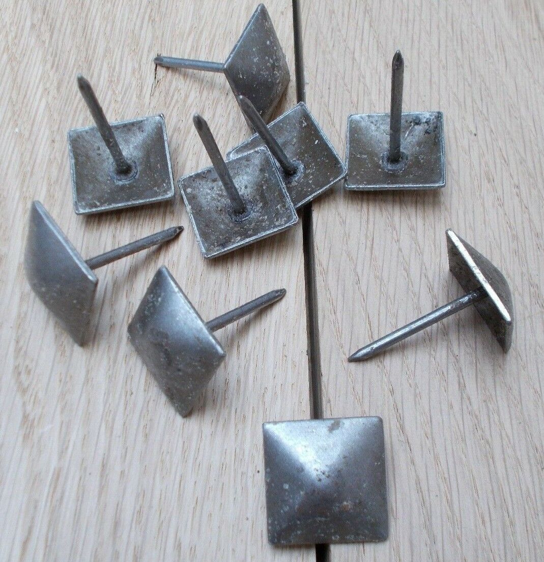Pack of 10 door studs 25mm Square Antique Iron.