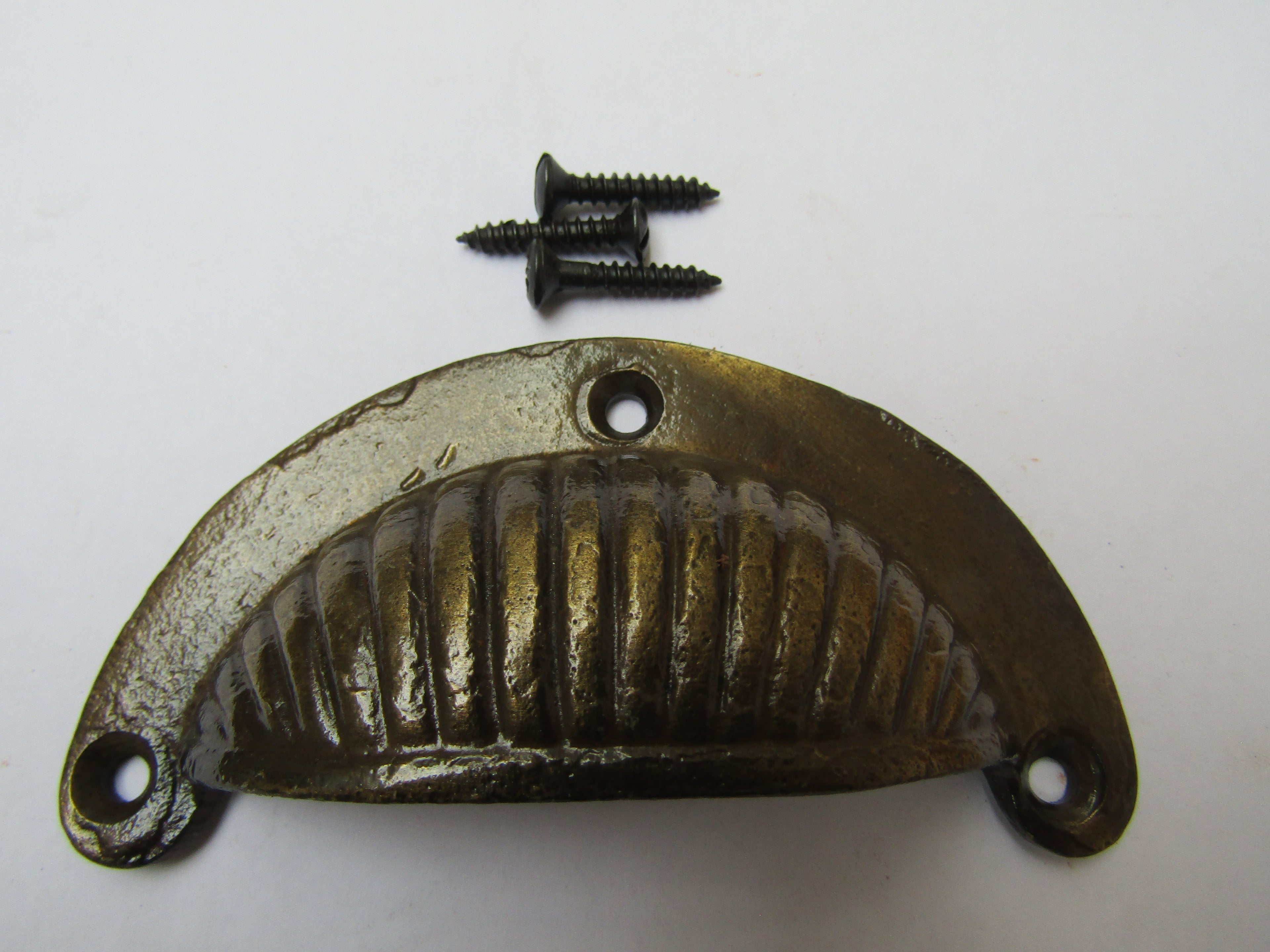 Sunrise Cup Pull Handle Antique Brass.