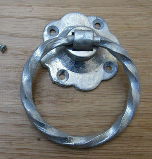 Ring Pull Handle Zinc Twisted.