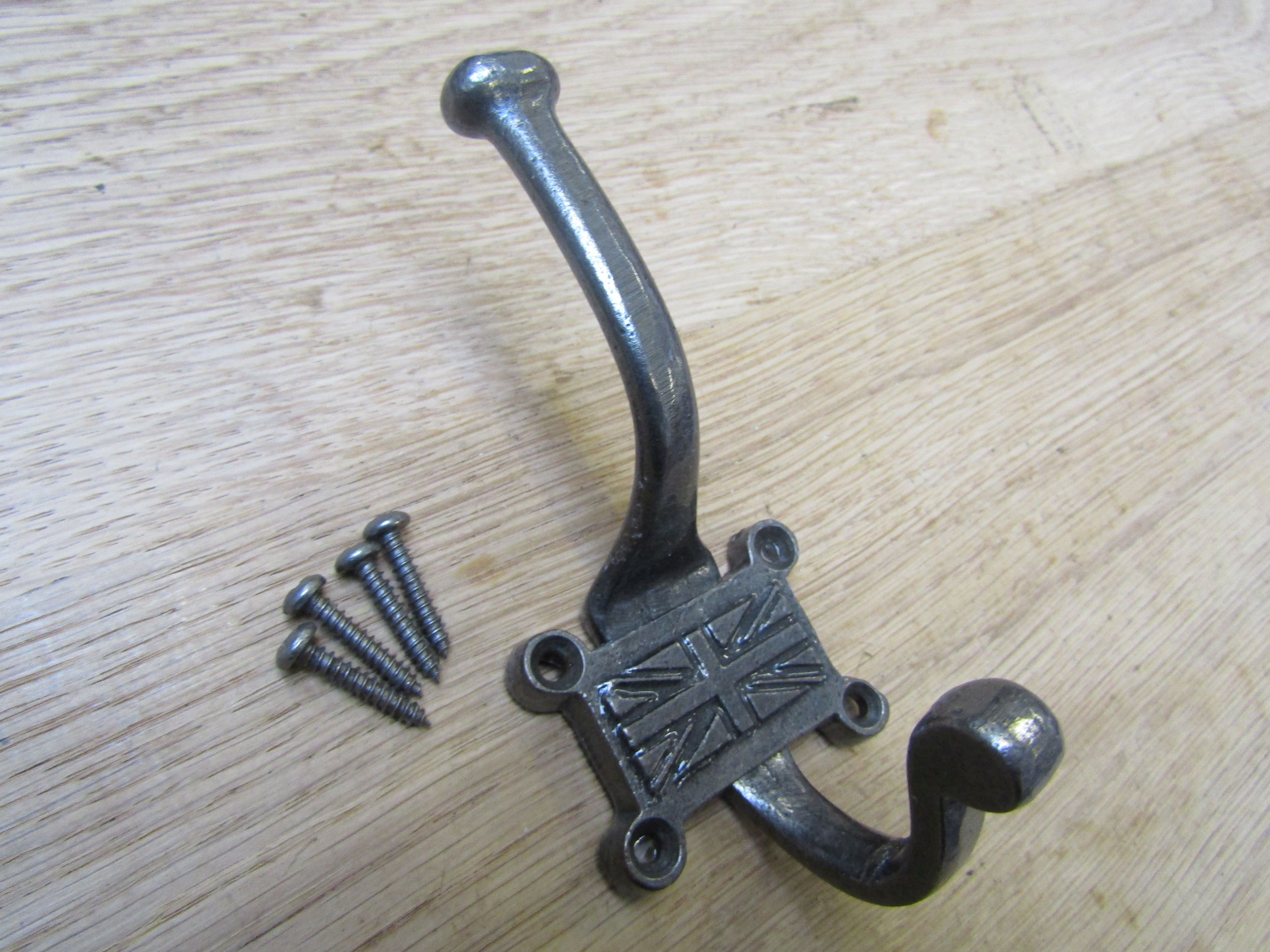 Pack Of 5 Retro Union Jack Coat Hooks.