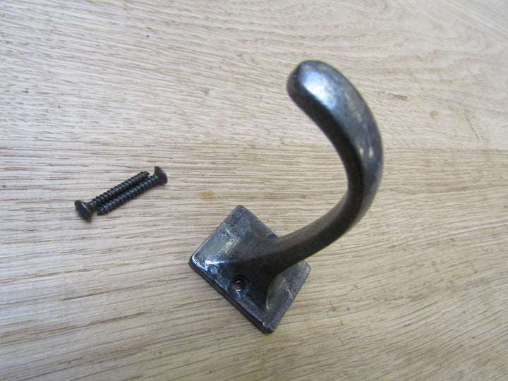 Ironmongery World Utility Metal Coat Hooks Antique Iron Pack Of 5.